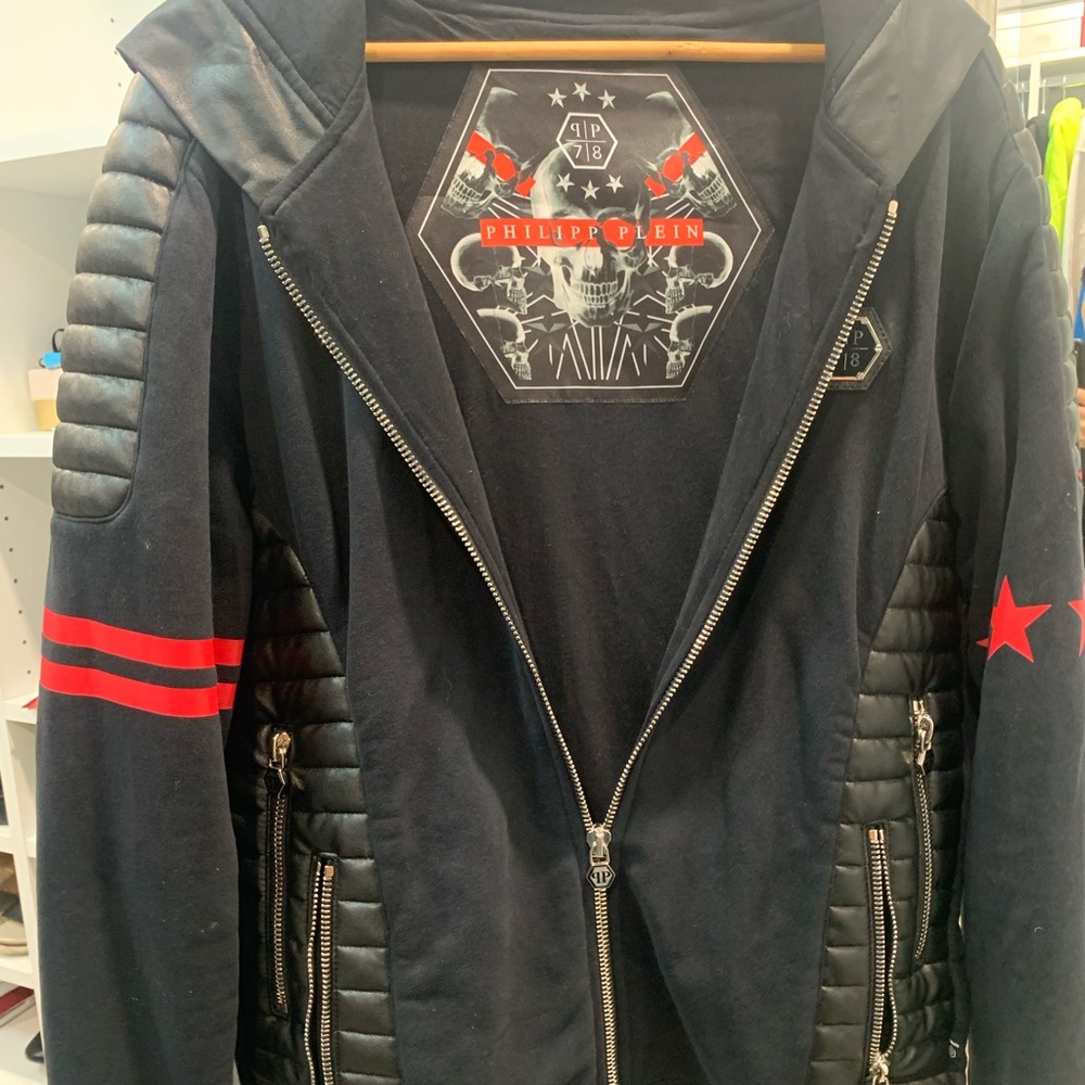 Men’s hoodie with leather trim